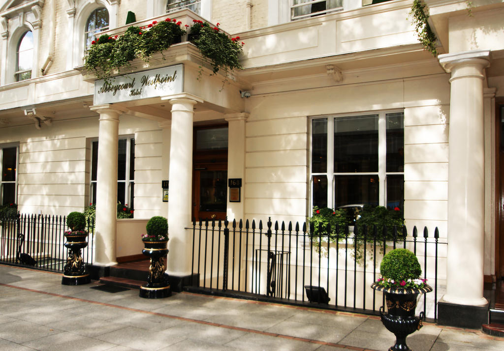 Abbey Court - Hyde Park