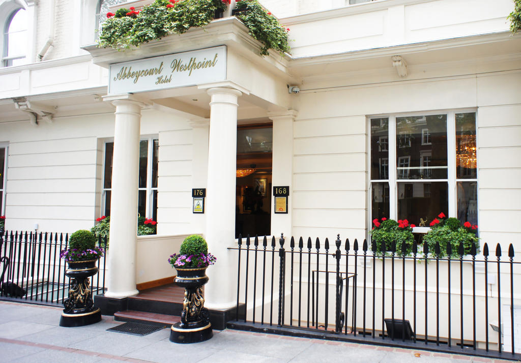 Abbey Court - Hyde Park