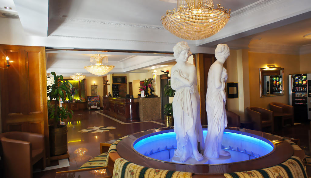 Abbey Court - Hyde Park 3*